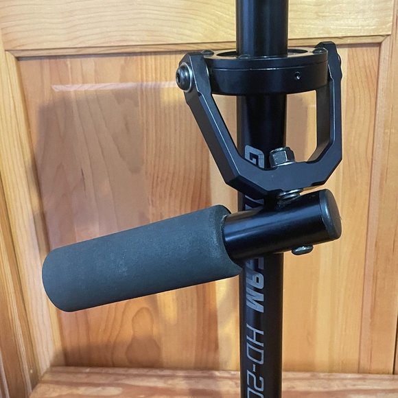 Glidecam HD-2000  Stabilizer System, counter balance weights included! - Picture 4 of 9